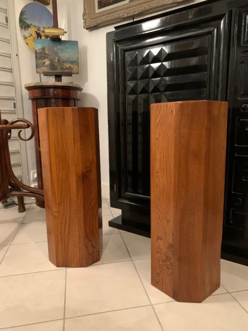 PAR DE COLUMNAS DE MADERA