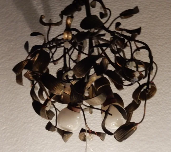 1900' Ball of Mistletoe Art Nouveau Bronze has 2 Bulbs and Pearls Opaline Diameter 45 cm