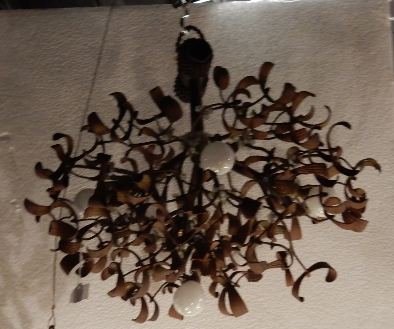 1900' Ball of Mistletoe Art Nouveau Bronze has 5 Bulbs and Pearls Opaline Diameter 45 cm