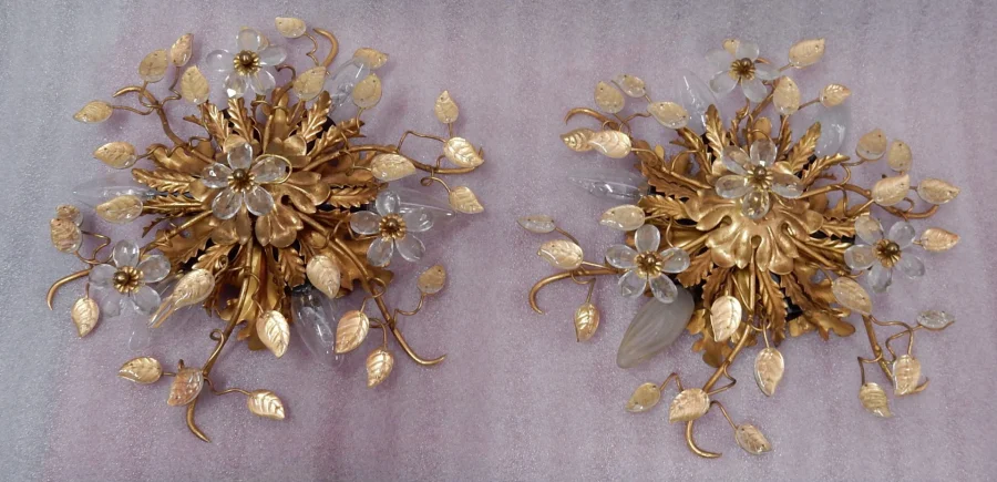 1970′ Paire De Plafonniers ou Appliques à Décor de Feuilles en Métal Et Verre Maison Baguès Ou Banci