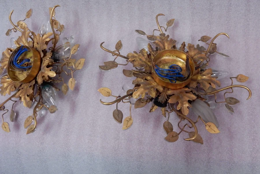 1970′ Paire De Plafonniers ou Appliques à Décor de Feuilles en Métal Et Verre Maison Baguès Ou Banci