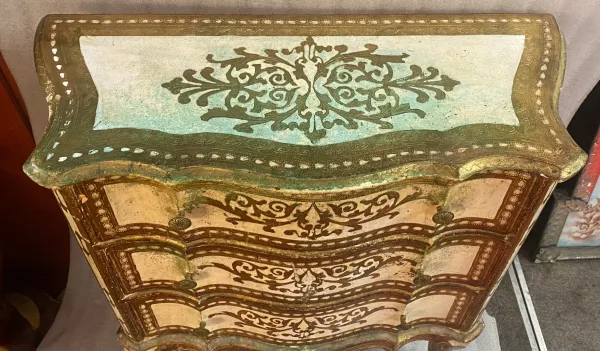 1970′ Commode Arbalète 3 Tiroirs Bois Doré Style Renaissance Italienne 78 X 32 X H 78 cm