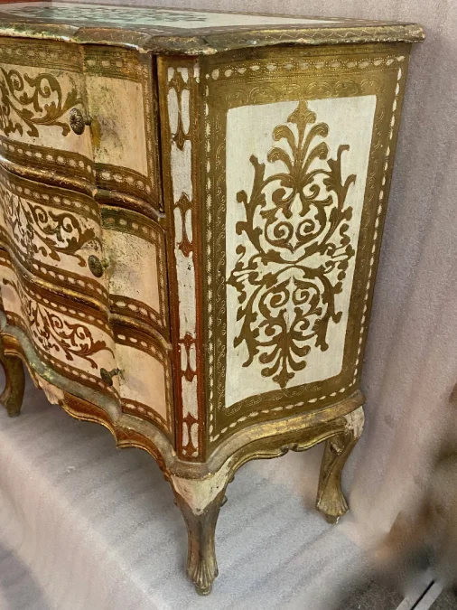 1970′ Crossbow Commode 3 Drawers Golden Wood Italian Renaissance Style 78 X 32 X H 78 cm