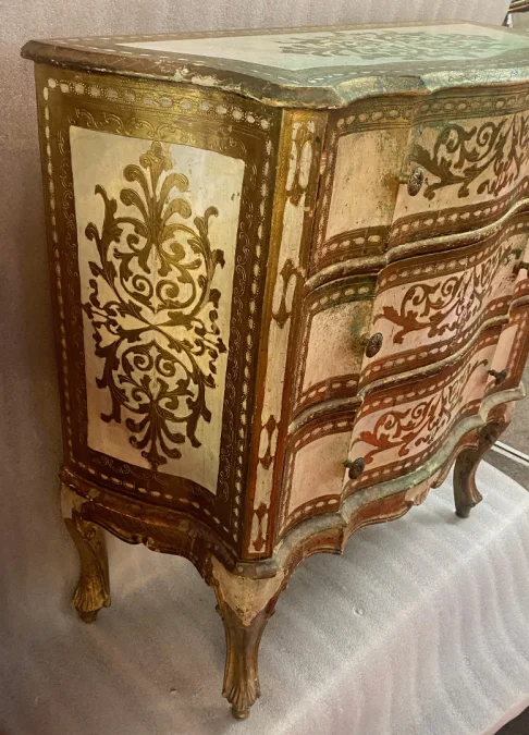 1970′ Crossbow Commode 3 Drawers Golden Wood Italian Renaissance Style 78 X 32 X H 78 cm