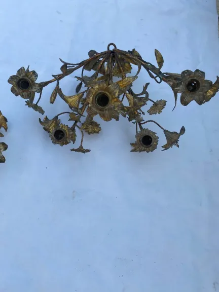 1880′ Pair of Sconces in Patinated Gilt Bronze with Floral Decor 5 Arms of Light