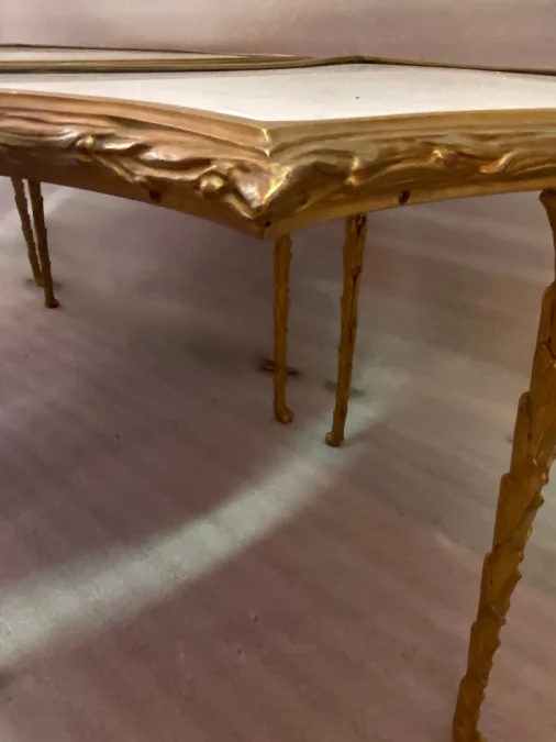 1970′ Tripartite Table Maison Charles Crossbow, Jansen Or Baguès Decor Palm Tree Gilt Bronze With White Marble Tops