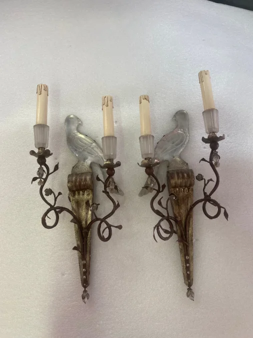 1970′ Pair Of Sconces With Parrots In Silver Wood And Patinated Iron Maison Banci Or Bagués