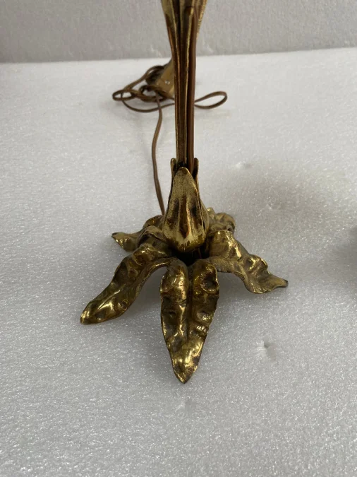 1900′ Pair Of Bronze Flower Lamps