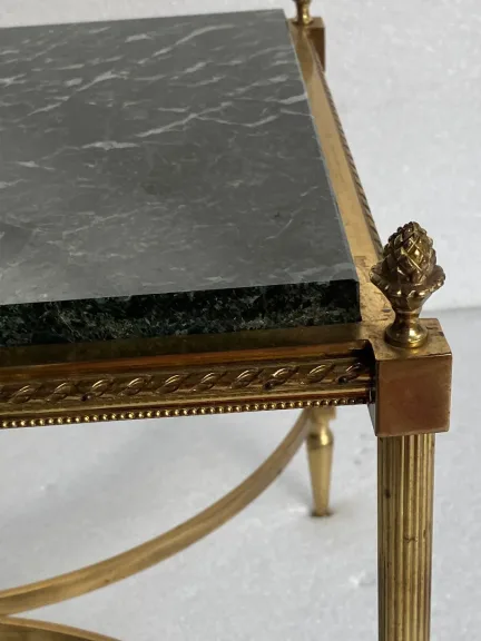 1950/70 Table Basse Ou Bout De Canapé Bronze Doré Maison Jansen Ou Maison Charles Ou Maison Bagués Plateau Marbre Vert De Mer Avec Entretoise