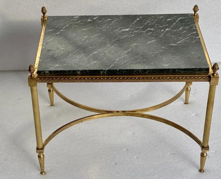 1950/70 Table Basse Ou Bout De Canapé Bronze Doré Maison Jansen Ou Maison Charles Ou Maison Bagués Plateau Marbre Vert De Mer Avec Entretoise