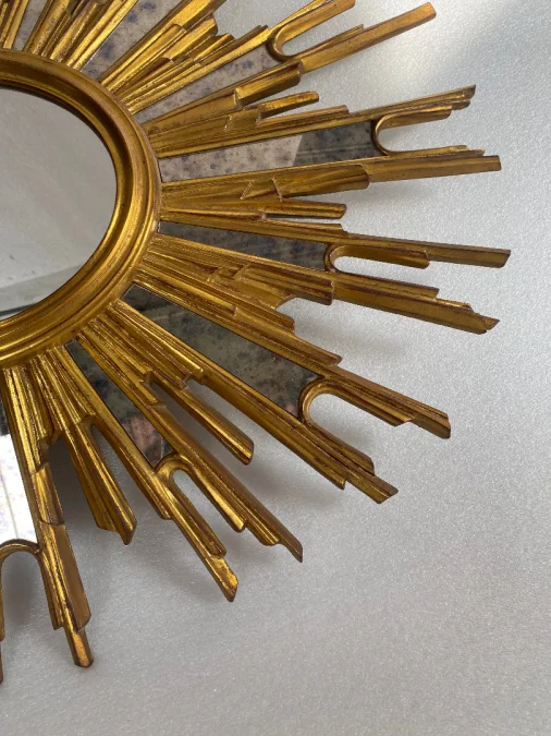 1970′ Oval Sun Mirror, Gold Resin