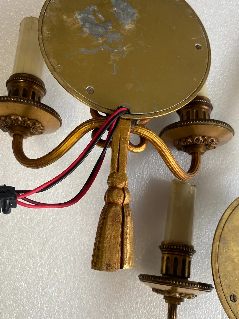 1950/70′ 2 Paires d’Appliques en Bronze Doré Avec Miroir Convexe Signées Petitot