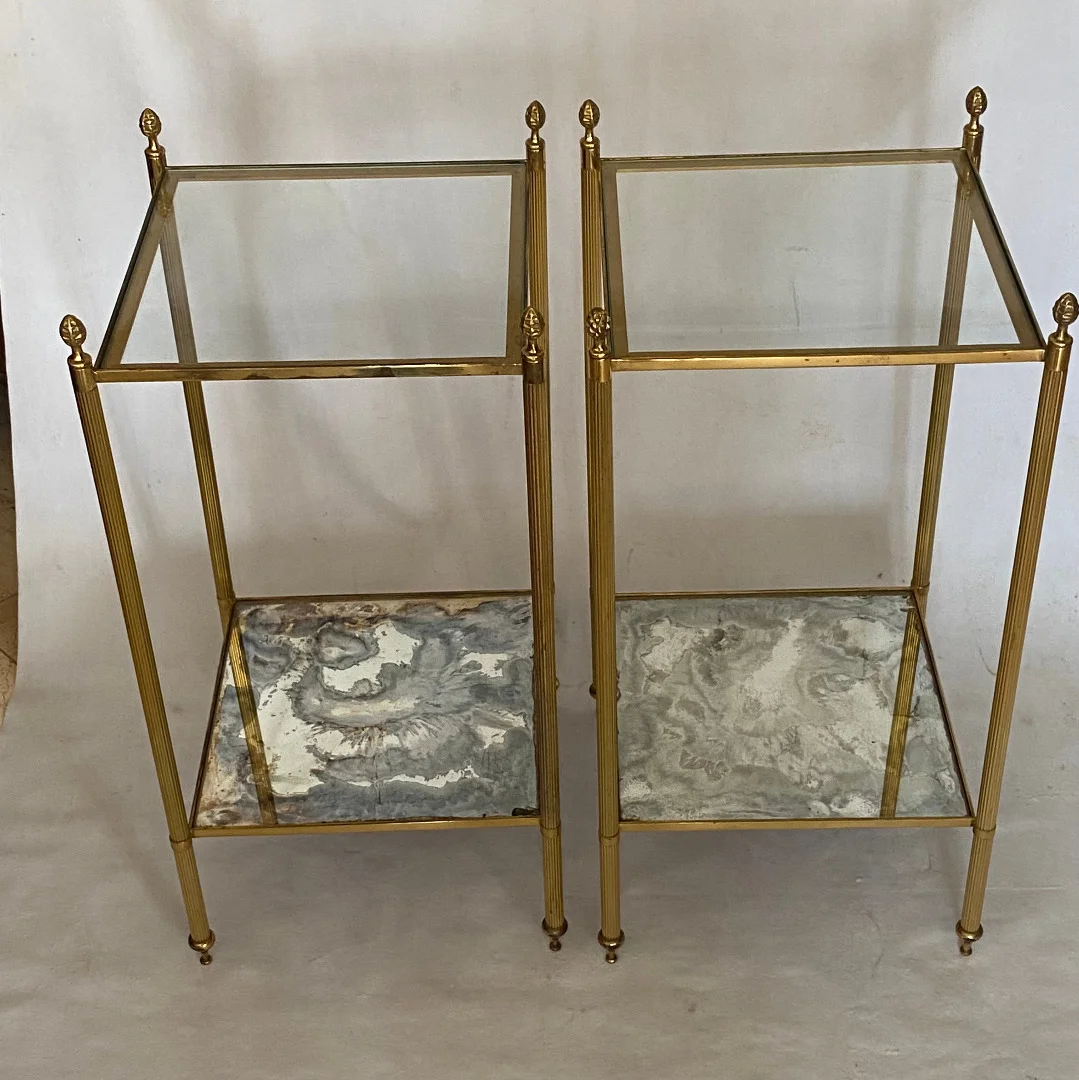 1970′ Paire de Bouts de Canapé Carrés Maison Baguès Plateaux Miroirs Oxydés Argentés