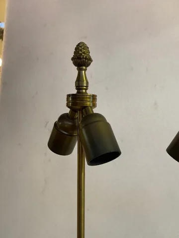 1970′ Paire De Lampes En Bronze Style Maison Charles Avec Oeuf En Bakélite Couleur Ambrée