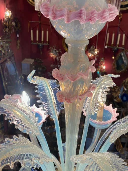 1950/70′ Murano Chandelier with 6 Arms of Light in Opalescent Blue Glass and Pink Glass Paste And Its Pair of Sconces