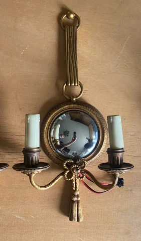 1950/70′ Paire d’Appliques en Bronze Doré Avec Miroir Convexe Signée Petitot