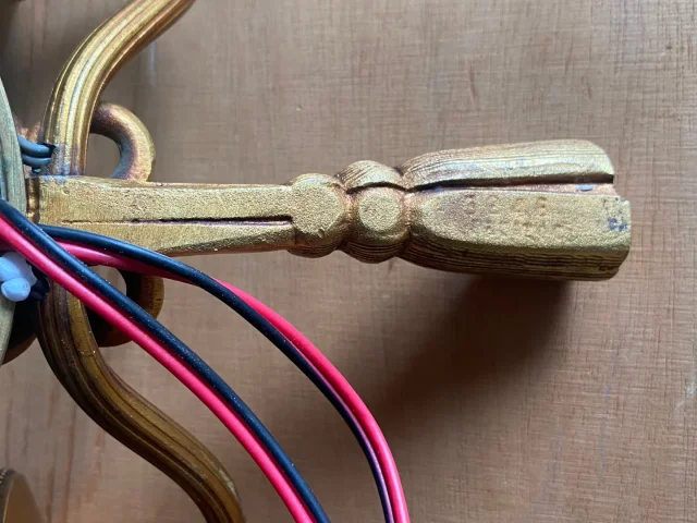 1950/70′ Paire d’Appliques en Bronze Doré Avec Miroir Convexe Signée Petitot