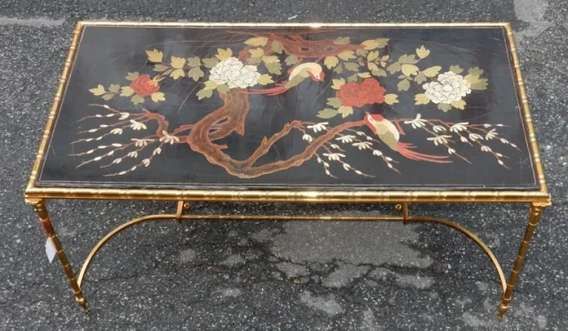 1950/70′ Table Basse Bronze Décor Palmier, Plateau Laque de Chine Style Maison Baguès