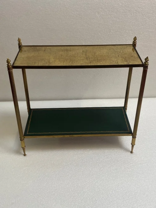 1950/70′ Bout De Canapé Rectangulaire Maison Bagués Laiton et Bronze Plateaux Feuilles d or Fixées Sous Verre et Avec Flammes Olympiques