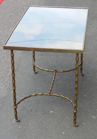 1970′ Table Basse à Roulettes Maison Baguès Décor Bambou en Laiton et Opaline