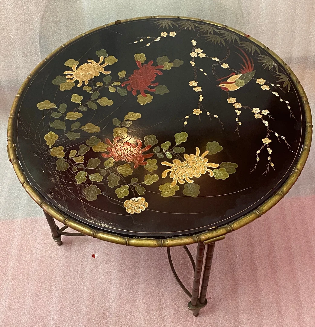 1950/70′ Round Bronze Coffee Table Palm Tree Decor, Black Chinese Lacquer Top Maison Baguès Style