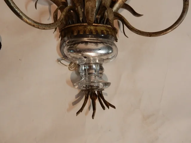 1970' Paire d'Appliques Métal Argenté Décor d'Urne Et De Roseaux