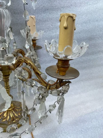 1950′ Paire De Lampes Girandoles Bronze 4 Bras Pampilles Et Poignards Baccarat