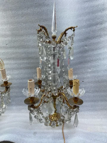 1950′ Paire De Lampes Girandoles Bronze 4 Bras Pampilles Et Poignards Baccarat