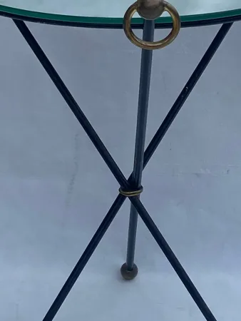 1940/50′ Guéridon Fer Forgé Ornements En Laiton Style Jacques Adnet Diamètre 49 cm
