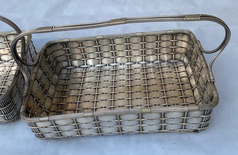 1900′ Pair Of Presentation Baskets In Silver Metal Provenance Palace Parisien