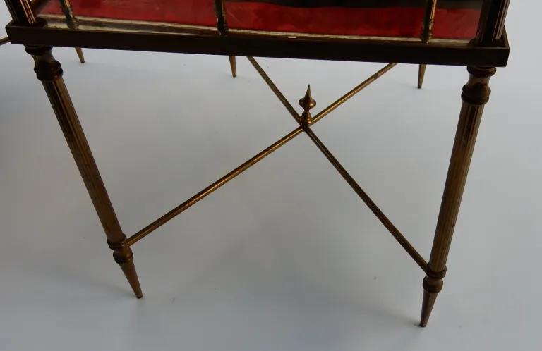 1950/70′ Pair of Bronze Sofa Ends, 2 Oxidized Mirror Trays Maison Baguès Style Spacer With Spinning Top