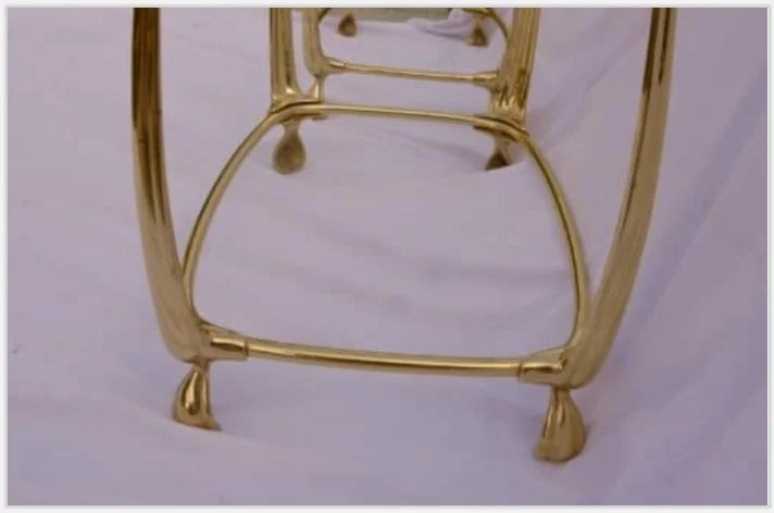 1970/80′ Paire de Tables en Bronze Doré à 2 Niveaux Style Art Nouveau Plateaux Verre et Opaline