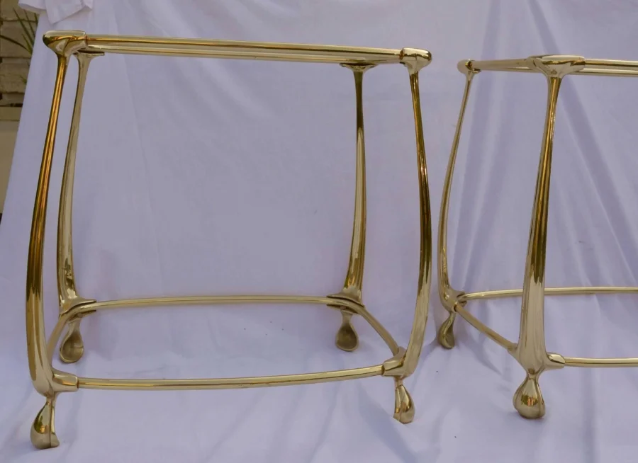 1970/80′ Paire de Tables en Bronze Doré à 2 Niveaux Style Art Nouveau Plateaux Verre et Opaline