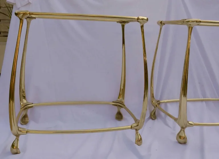 1970/80′ Paire de Tables en Bronze Doré à 2 Niveaux Style Art Nouveau Plateaux Verre et Opaline