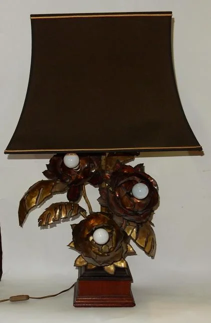 1970′ Maison Jansen Style Metal Anemones Lamp 3 Heads Baroque Style