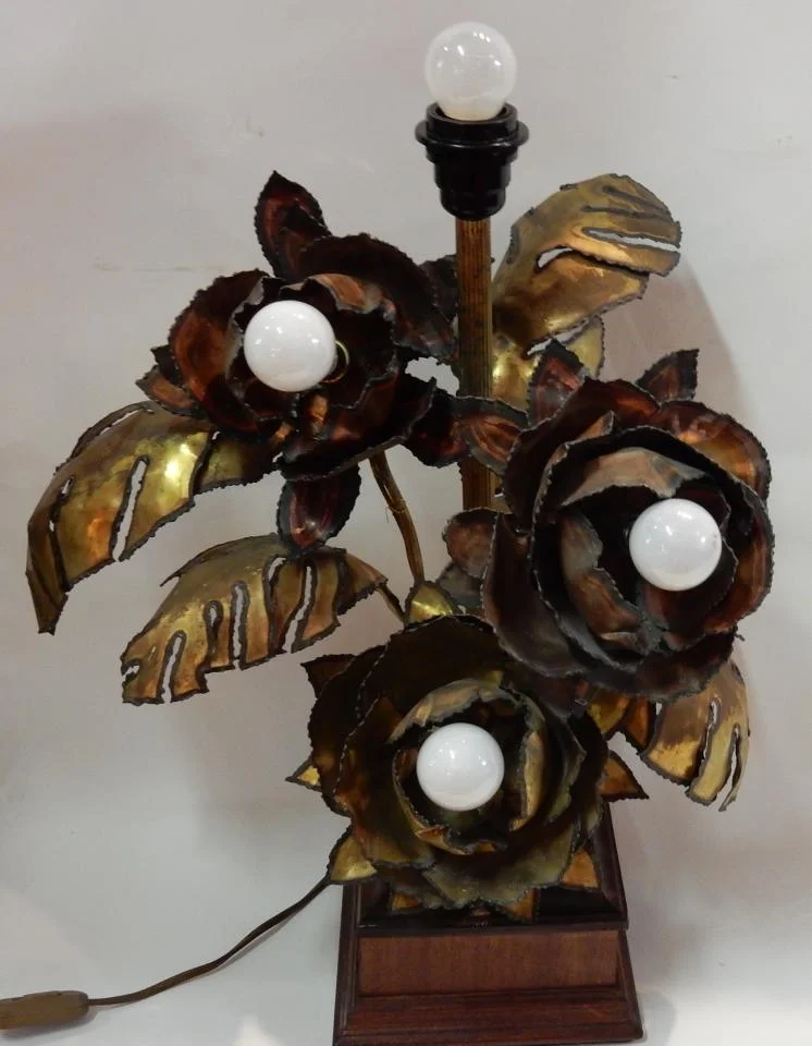 1970′ Maison Jansen Style Metal Anemones Lamp 3 Heads Baroque Style