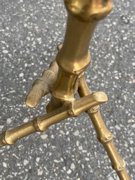 1970′ Guéridon Tripode Bronze Avec Galerie Modèle Bambou Maison Baguès