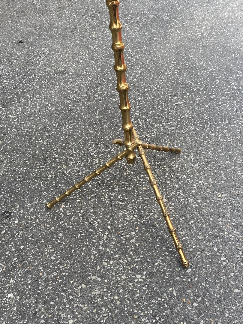 1970′ Guéridon Tripode Bronze Avec Galerie Modèle Bambou Maison Baguès