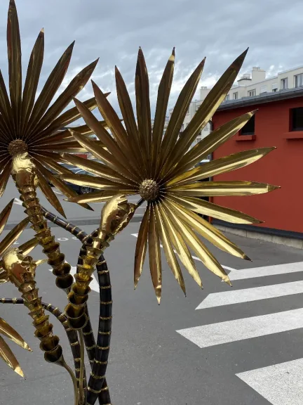 1970′ Yuka Palm Tree Floor Lamp in Brass and Patinated Iron Maison Jansen 3 Heads Brutalist Style