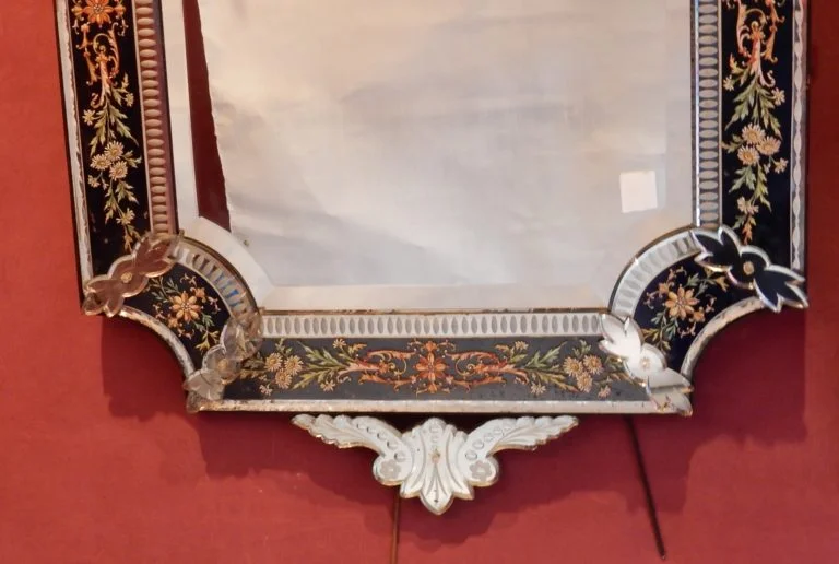 1880/1900′ Miroir Napoléon III Venise Rectangulaire, Cadre en Verre Bleu Orné de Fleurs Émaillées DLG LXIV