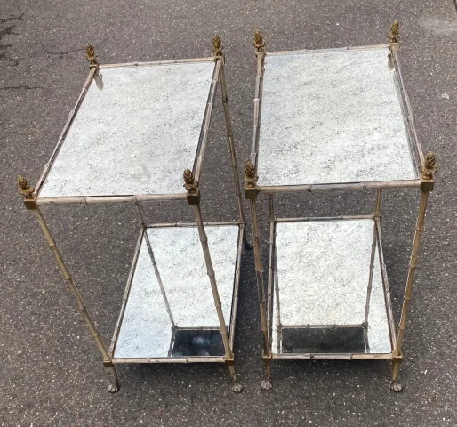 1950′ Paire de Tables Maison Baguès Décor Bambou en Bronze Argenté Avec Plateaux Miroirs Oxydés Vieilli