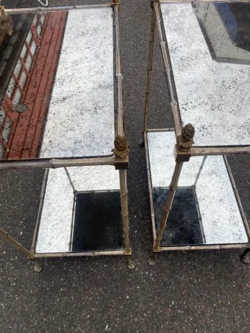 1950′ Paire de Tables Maison Baguès Décor Bambou en Bronze Argenté Avec Plateaux Miroirs Oxydés Vieilli