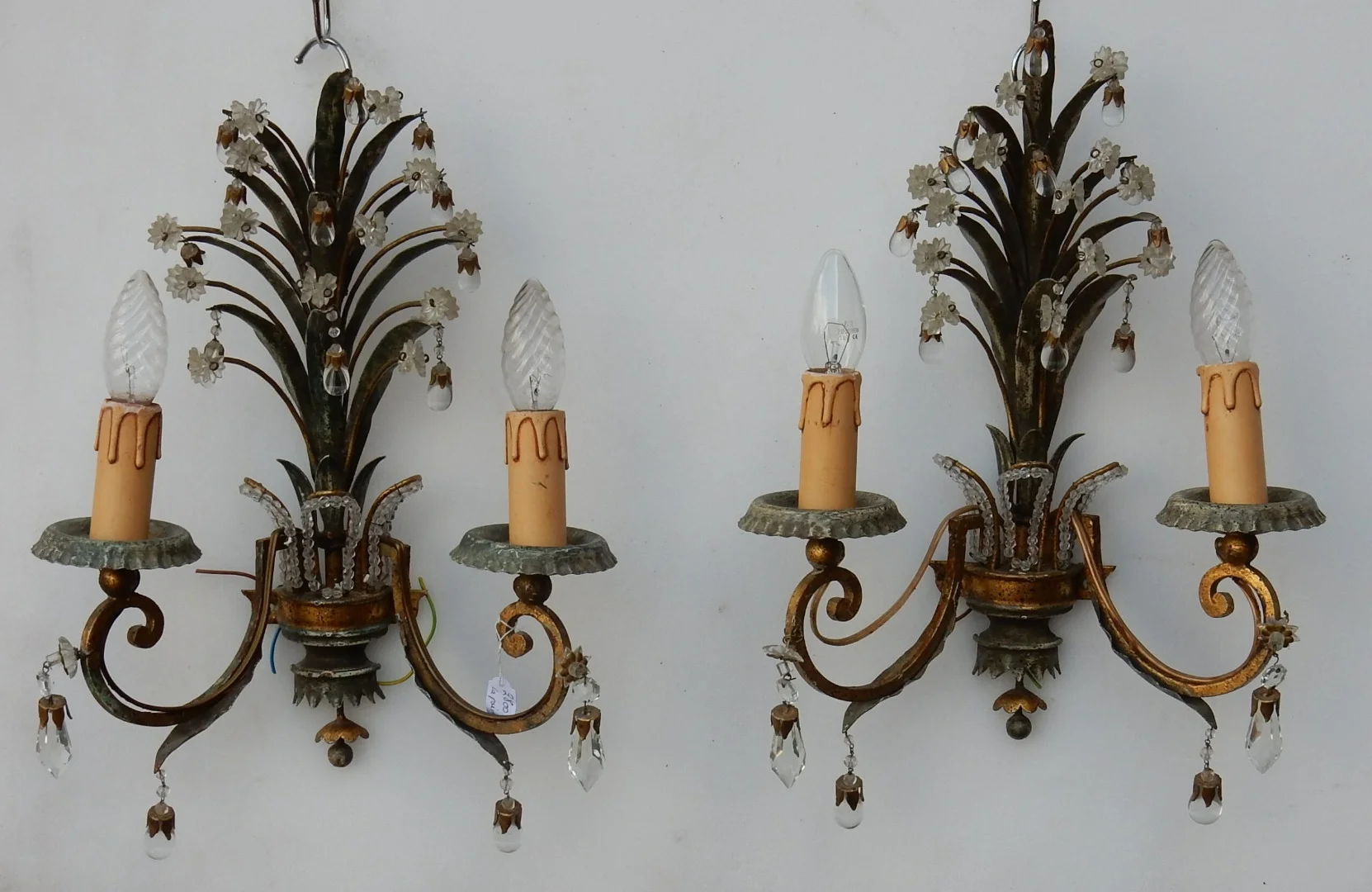 1950/70′ Pair of Sconces with Pineapple Foliage Maison Baguès Style