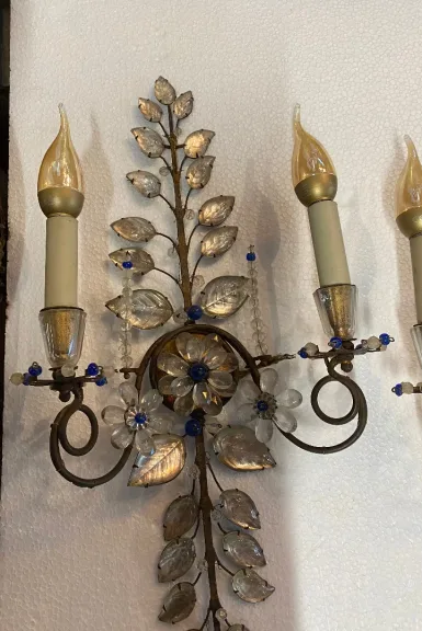 1950/70′ Paire d’Appliques à la Marguerite Maison Baguès H 57 cm Avec Perles De Verre Bleues
