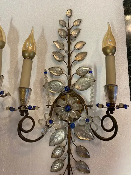 1950/70′ Paire d’Appliques à la Marguerite Maison Baguès H 57 cm Avec Perles De Verre Bleues