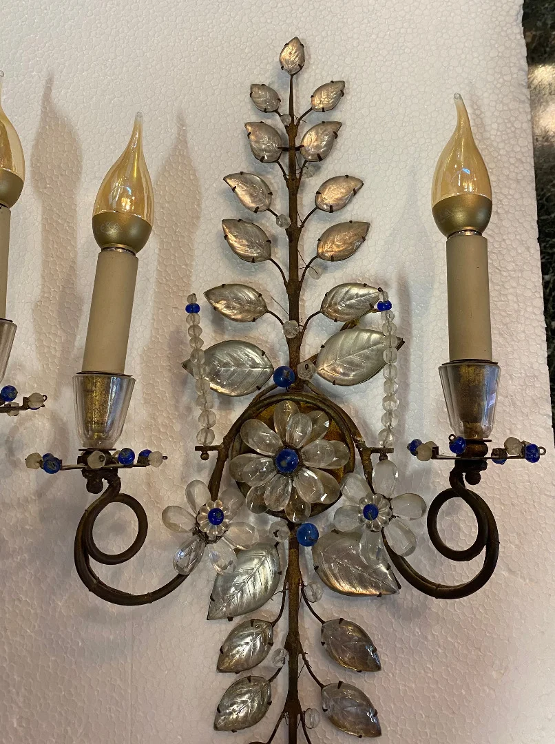 1950/70′ Paire d’Appliques à la Marguerite Maison Baguès H 57 cm Avec Perles De Verre Bleues