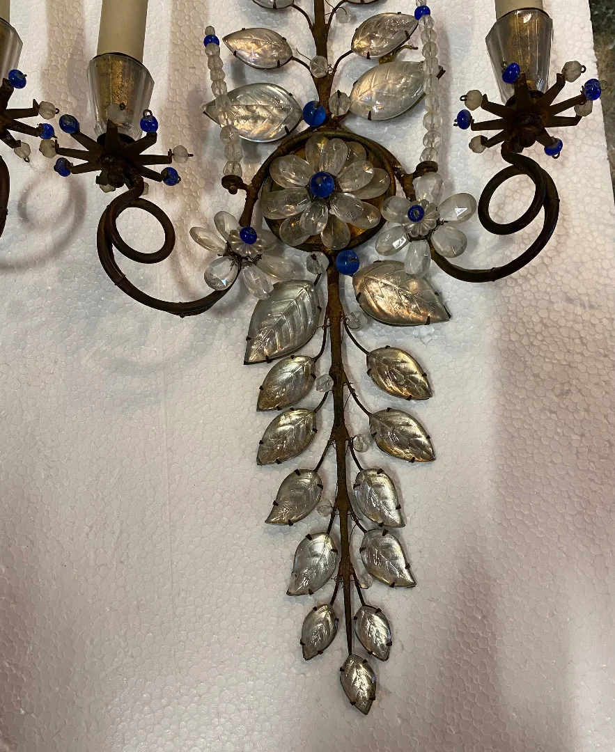 1950/70′ Paire d’Appliques à la Marguerite Maison Baguès H 57 cm Avec Perles De Verre Bleues