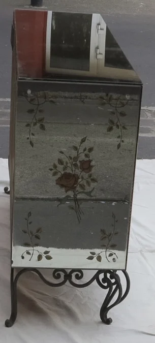 1950/70′ Paire De Buffets Miroir Avec Décor Fleurs Églomisées