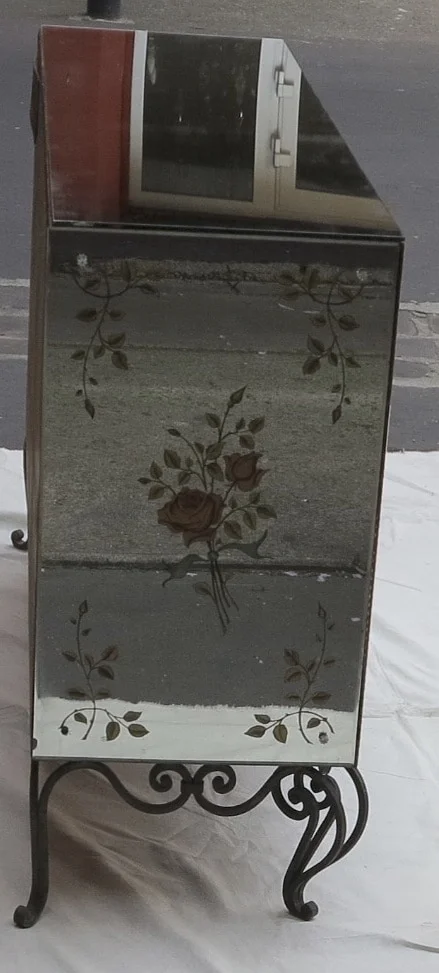 1950/70′ Paire De Buffets Miroir Avec Décor Fleurs Églomisées