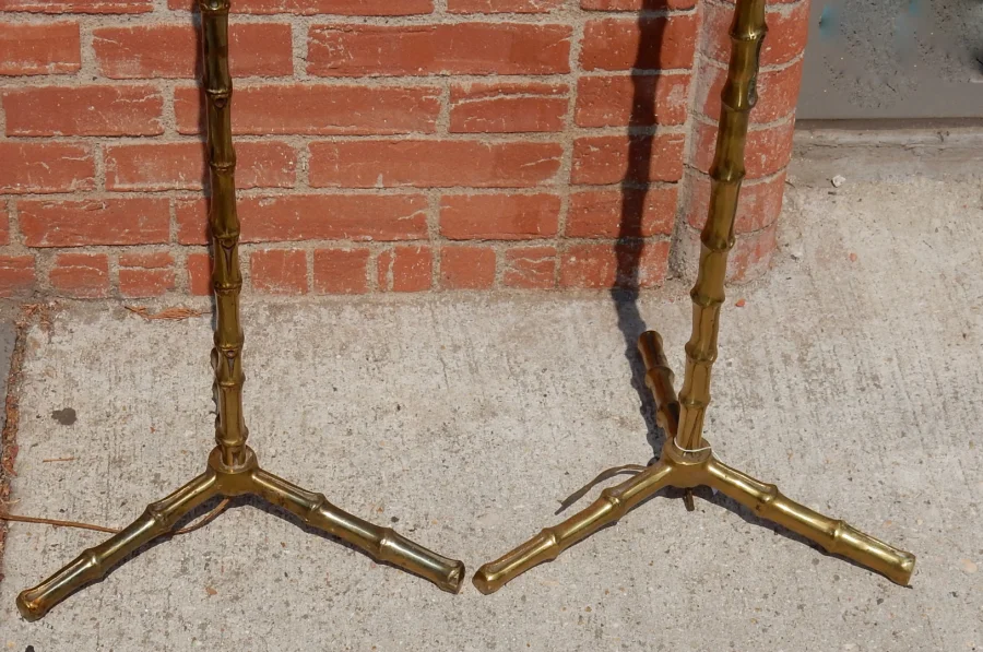 1950/70 Deux Lampadaires Similaires En Bronze Doré Maison Baguès Modèle Bambou